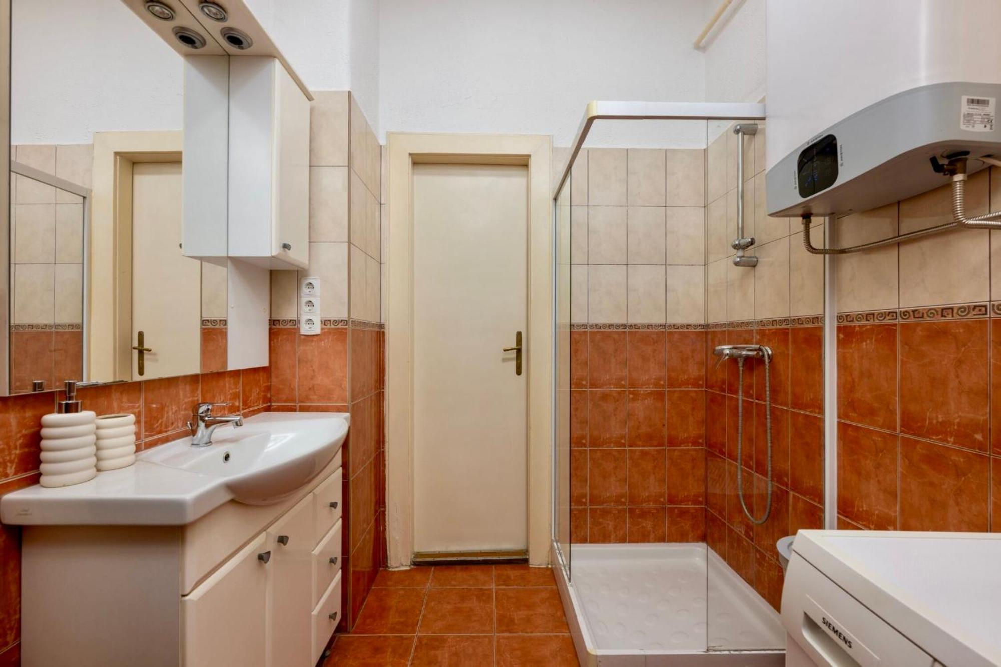 Family With Free Parking Apartamento