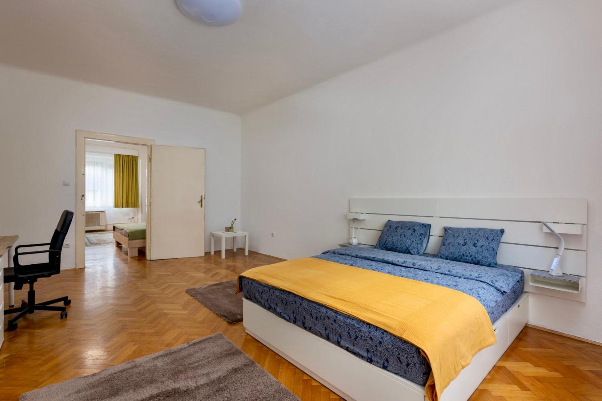 Family With Free Parking Apartamento *